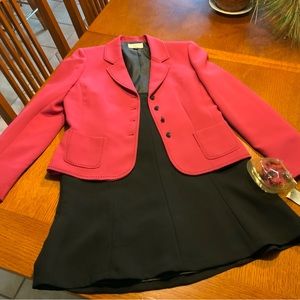 Stresa Women’s Suit Beautiful Pink and Black Size 10